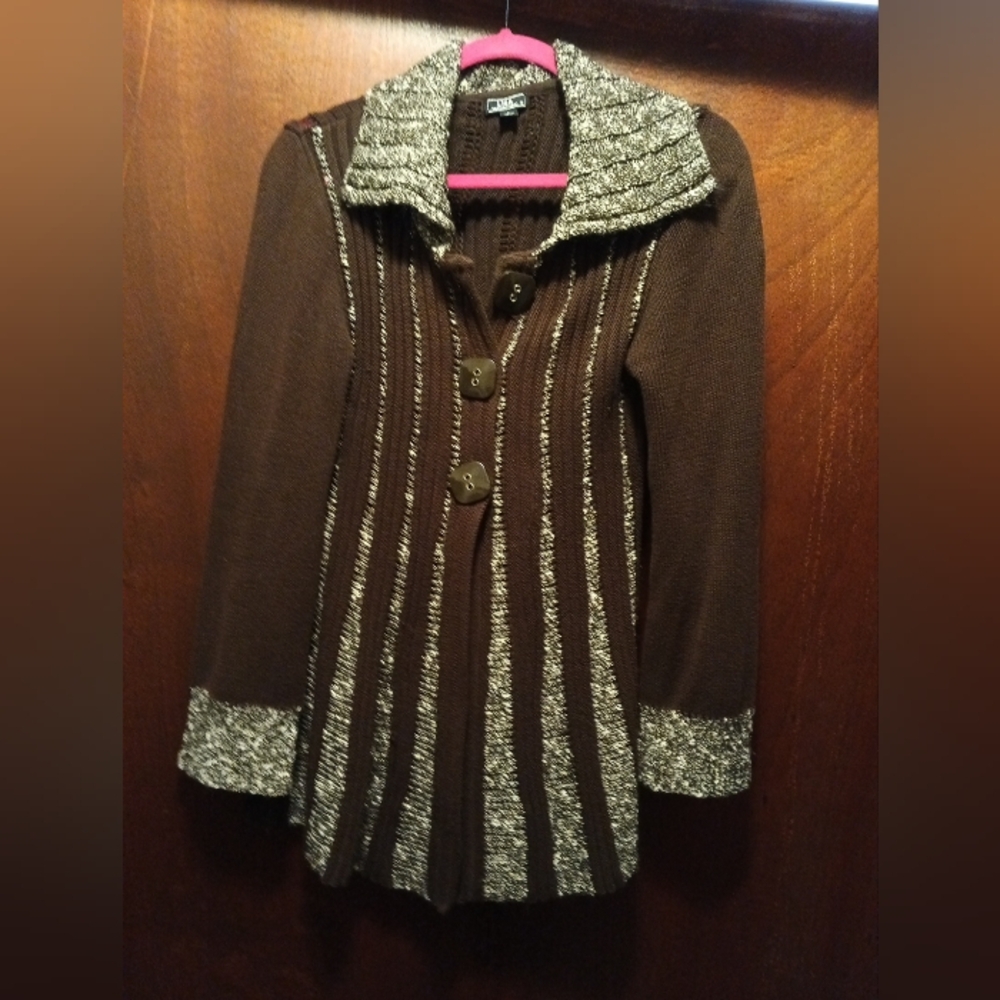 Lisa International Women's Wide Collar Fitted And Flared Cardigan Large